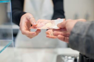 Exchanging money, will people pay for your solopreneur solution